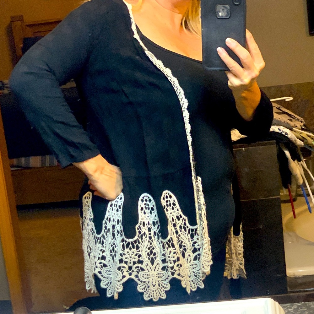 Umgee Small black with cream lace cardigan S